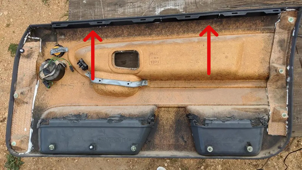 BMW E36 Coupe Door Repair Kit – Plastic Replacement Parts